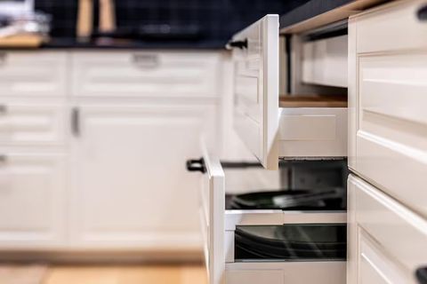 Drawer Organization Guide: Smart Ways to Declutter and Maximize Space