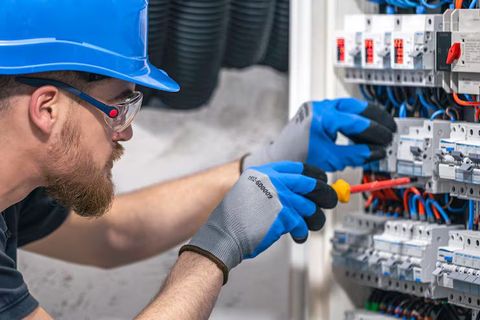 Electrical Maintenance Basics: Complete Guide to Safe Systems and Long-Term Efficiency